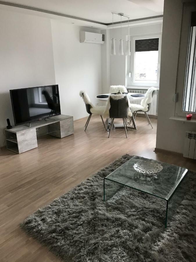 Apartman Oslo Belgrad Exteriör bild